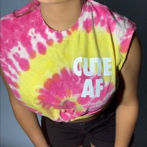 Sleeveless tie dye shirt